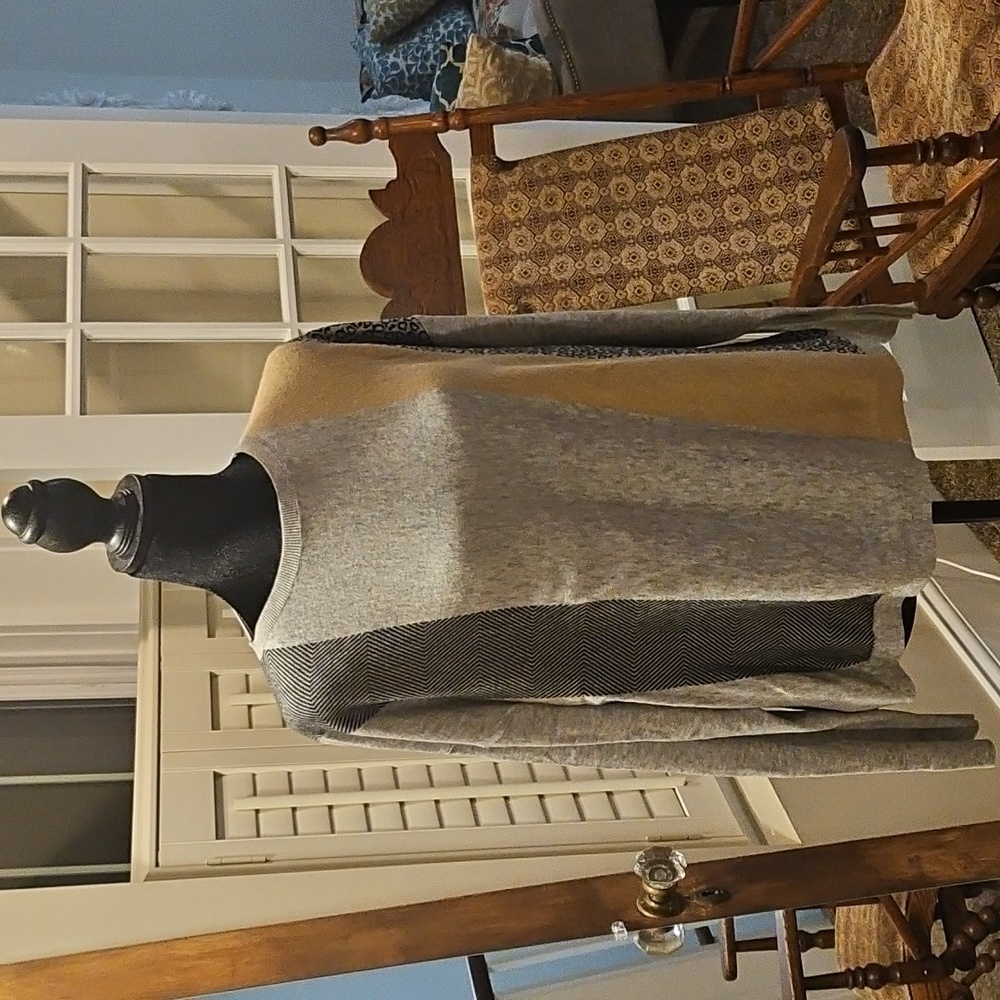 Zyia Gray Zanzibar Sweater